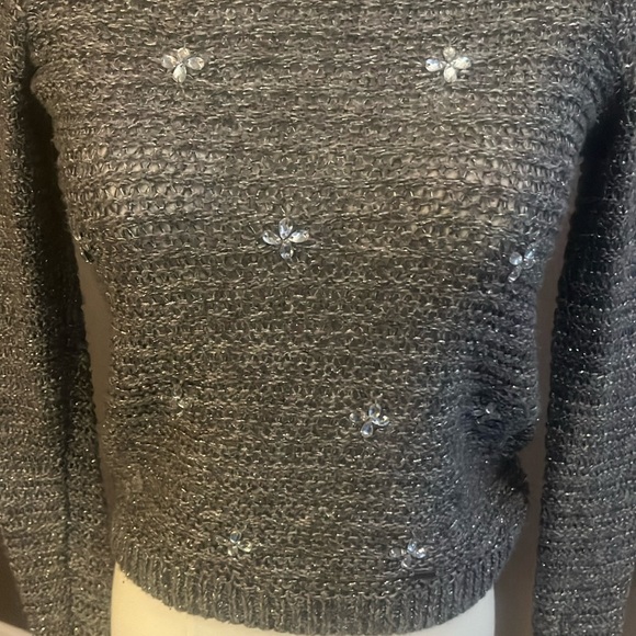 Hollister Jewel Sweater - Picture 5 of 16